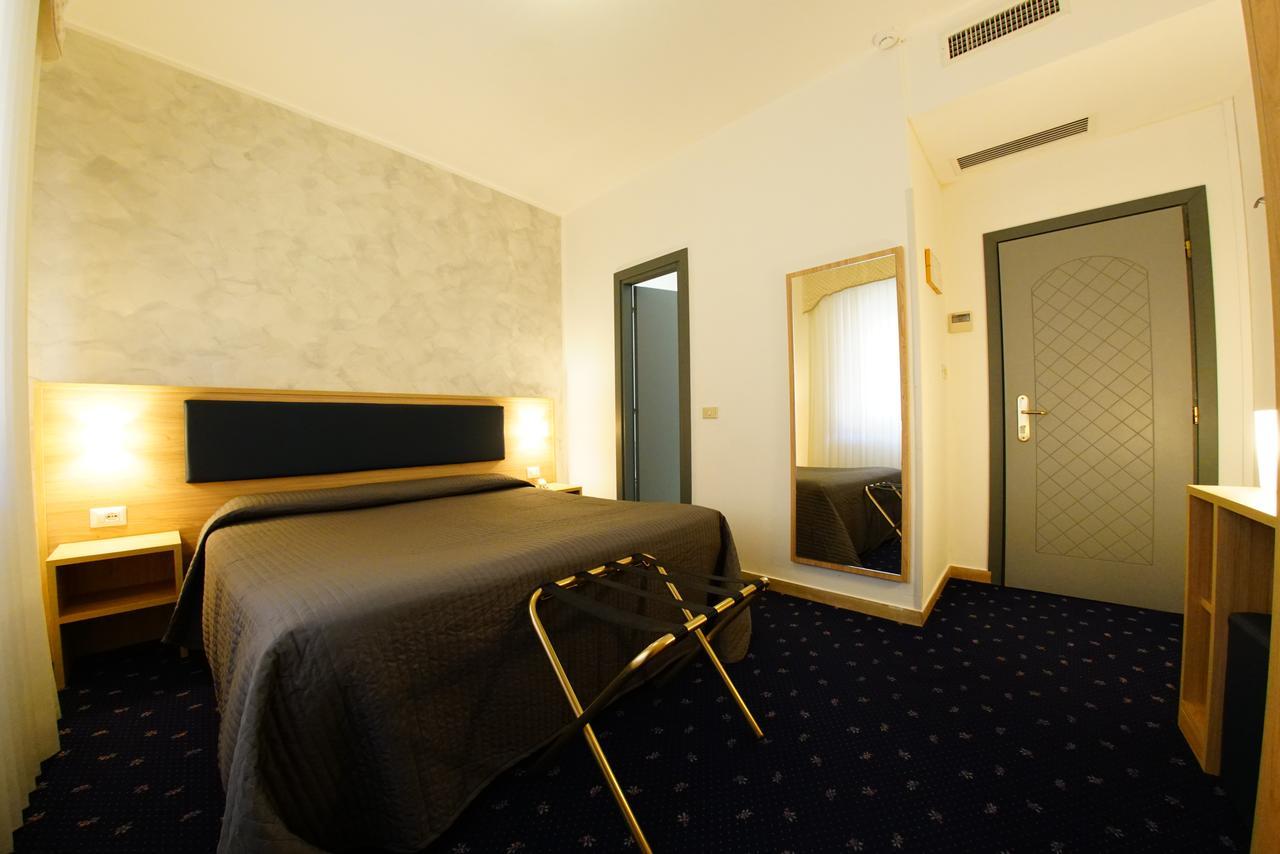 Hotel Le Torrette Galbiate Dış mekan fotoğraf