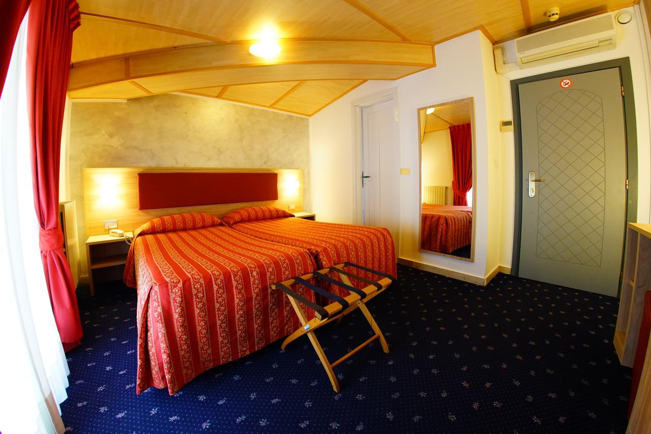 Hotel Le Torrette Galbiate Dış mekan fotoğraf