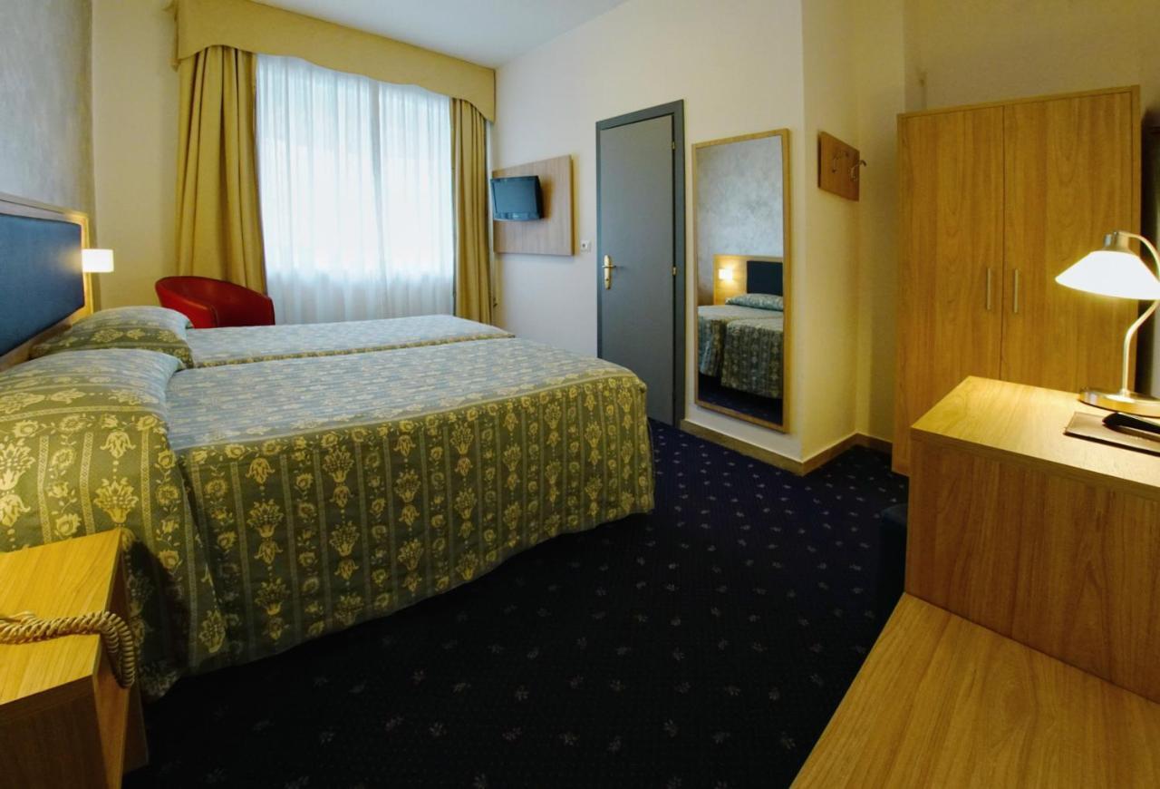 Hotel Le Torrette Galbiate Dış mekan fotoğraf