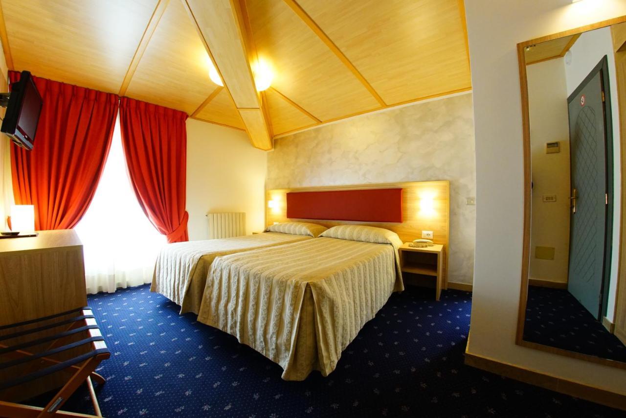 Hotel Le Torrette Galbiate Dış mekan fotoğraf